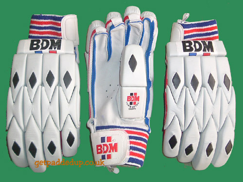 COMMANDER CRICKET BATTING GLOVES COMMANDER CRICKET BATTING GLOVES