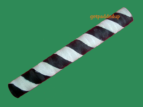 MATRIX CRICKET BAT GRIP (BLACK/WHITE) MATRIX CRICKET BAT GRIP (BLACK/WHITE)