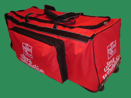 ULTRA WHEELIE CRICKET KIT BAG (Red/Black) ULTRA WHEELIE CRICKET KIT BAG (Red/Black)