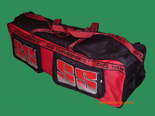 ELITE WHEELER CRICKET KIT BAG ELITE WHEELER CRICKET KIT BAG